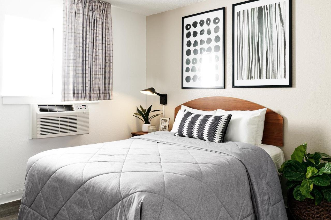 Intown Suites Extended Stay Tampa Fl Orient Park Ngoại thất bức ảnh
